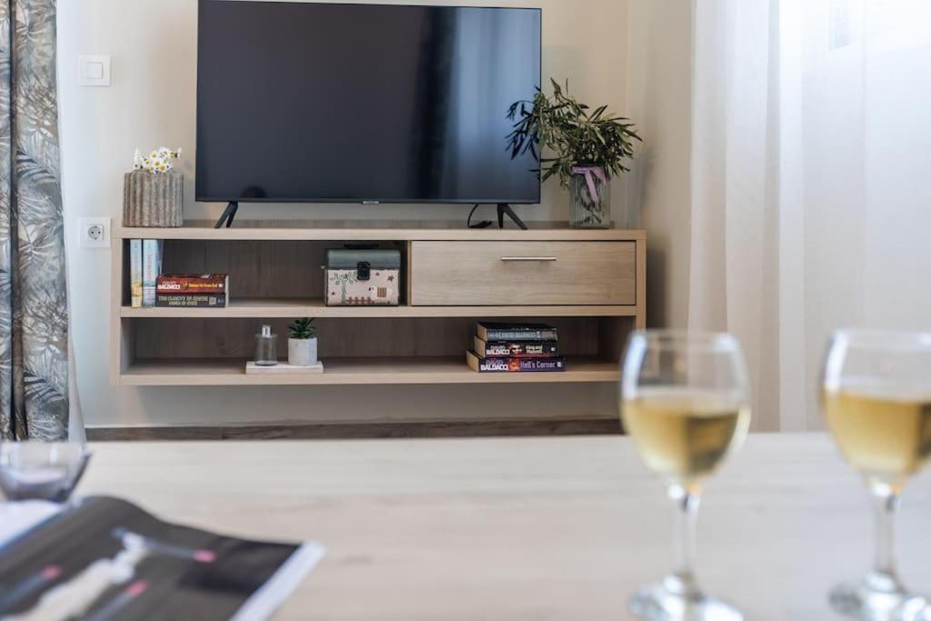 O Palaios Fournos Tou Andrea Apartment อาร์กอสโตลี ภายนอก รูปภาพ